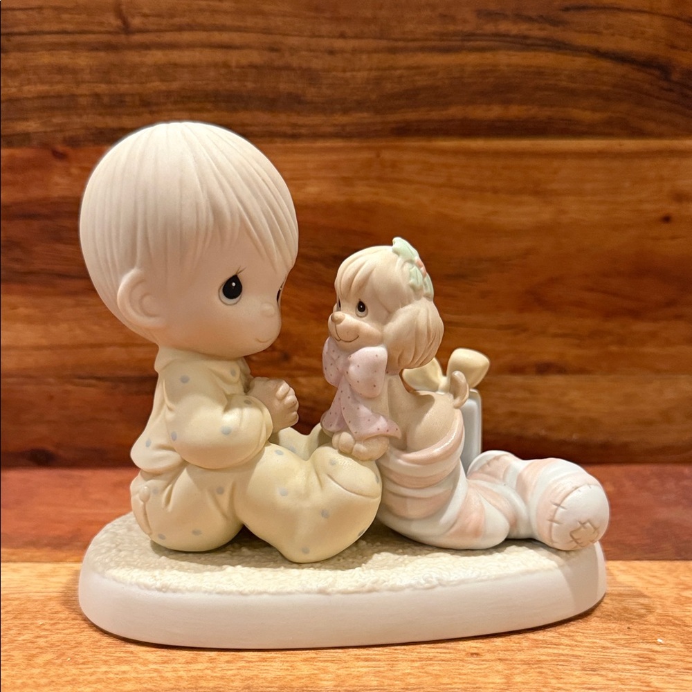 Precious Moments “The Greatest Gift Is A Friend” 109231